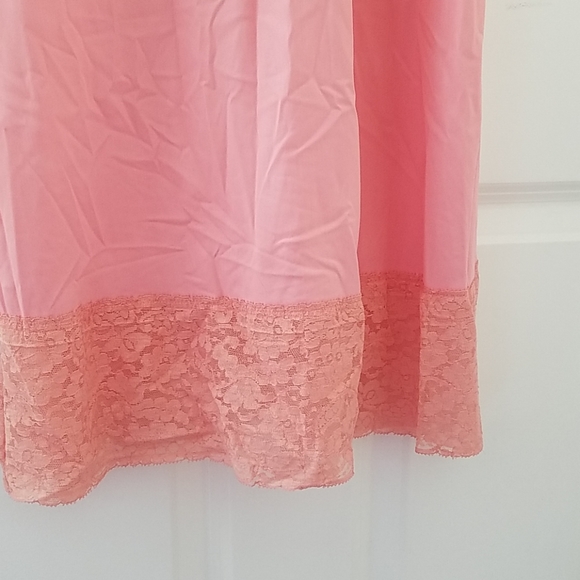 Bundle of two vintage slips - Picture 6 of 7